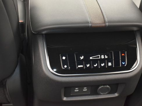 New 2026 Nissan Armada SL image 13