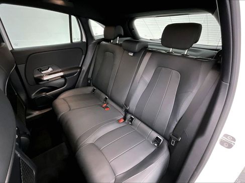 Used 2026 Mercedes-Benz GLA 250 image 17