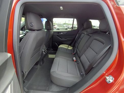 New 2026 Chevrolet Equinox LT FWD image 8