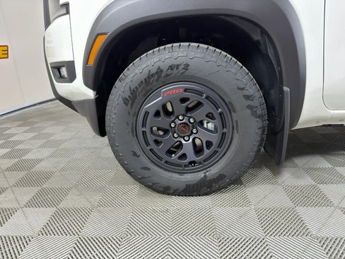 New 2026 Nissan Frontier Pro-X w/ Tow Package RWD image 10
