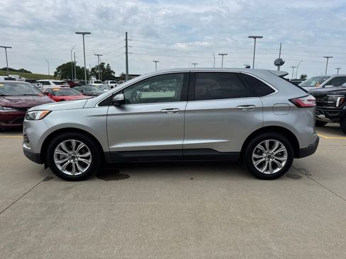 Used 2024 Ford Edge Titanium AWD/4WD image 24