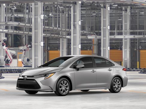 New 2026 Toyota Corolla LE FWD image 2