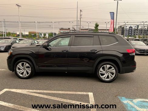 Used 2022 Volkswagen Atlas SE w/ Panoramic Sunroof Package AWD/4WD image 4