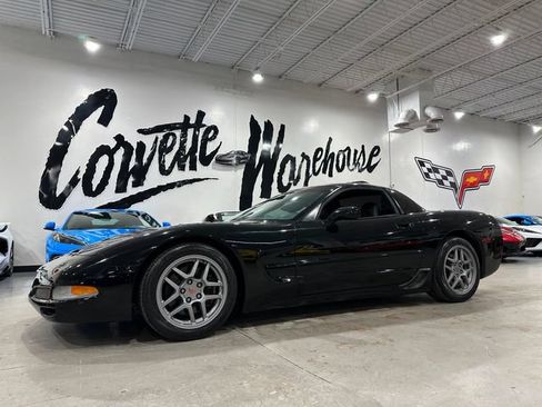 Used 2004 Chevrolet Corvette Z06 w/ Memory Package RWD image 29