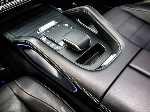 Certified 2024 Mercedes-Benz GLE 450 4MATIC image 8