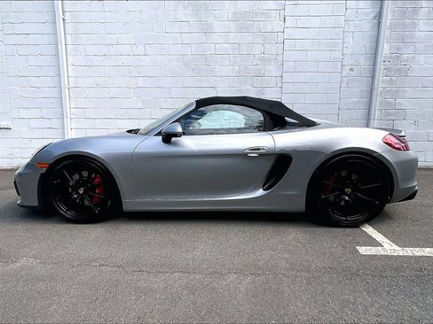 Certified 2016 Porsche Boxster Spyder RWD image 2