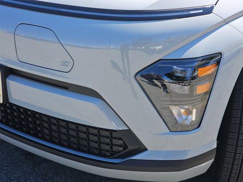 New 2025 Hyundai Kona SEL image 31