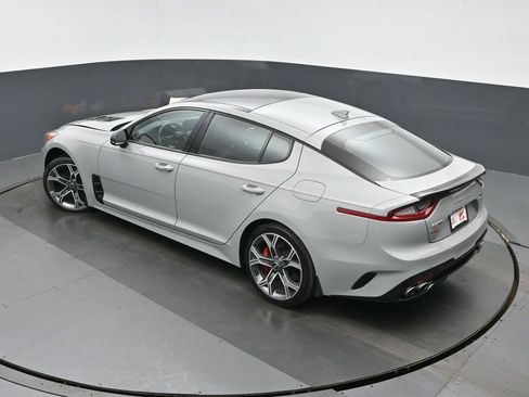 Used 2019 Kia Stinger GT2 image 34