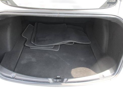 Used 2018 Tesla Model 3 Mid Range RWD image 19