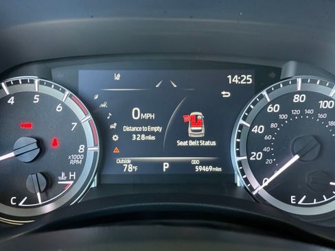 Certified 2023 Toyota Highlander XLE image 27