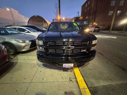 Used 2015 Chevrolet Silverado 1500 LT w/ Midnight Edition image 12