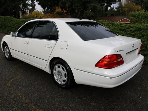Used 2001 Lexus LS 430 image 4
