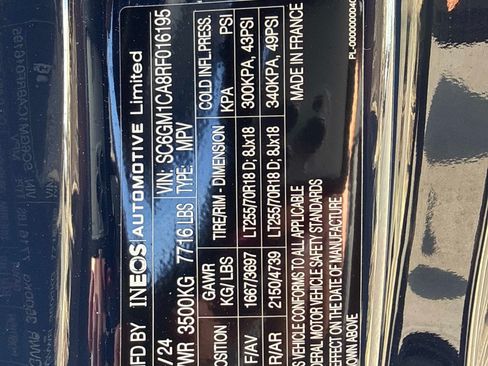 Used 2024 INEOS Grenadier Station Wagon AWD/4WD image 34