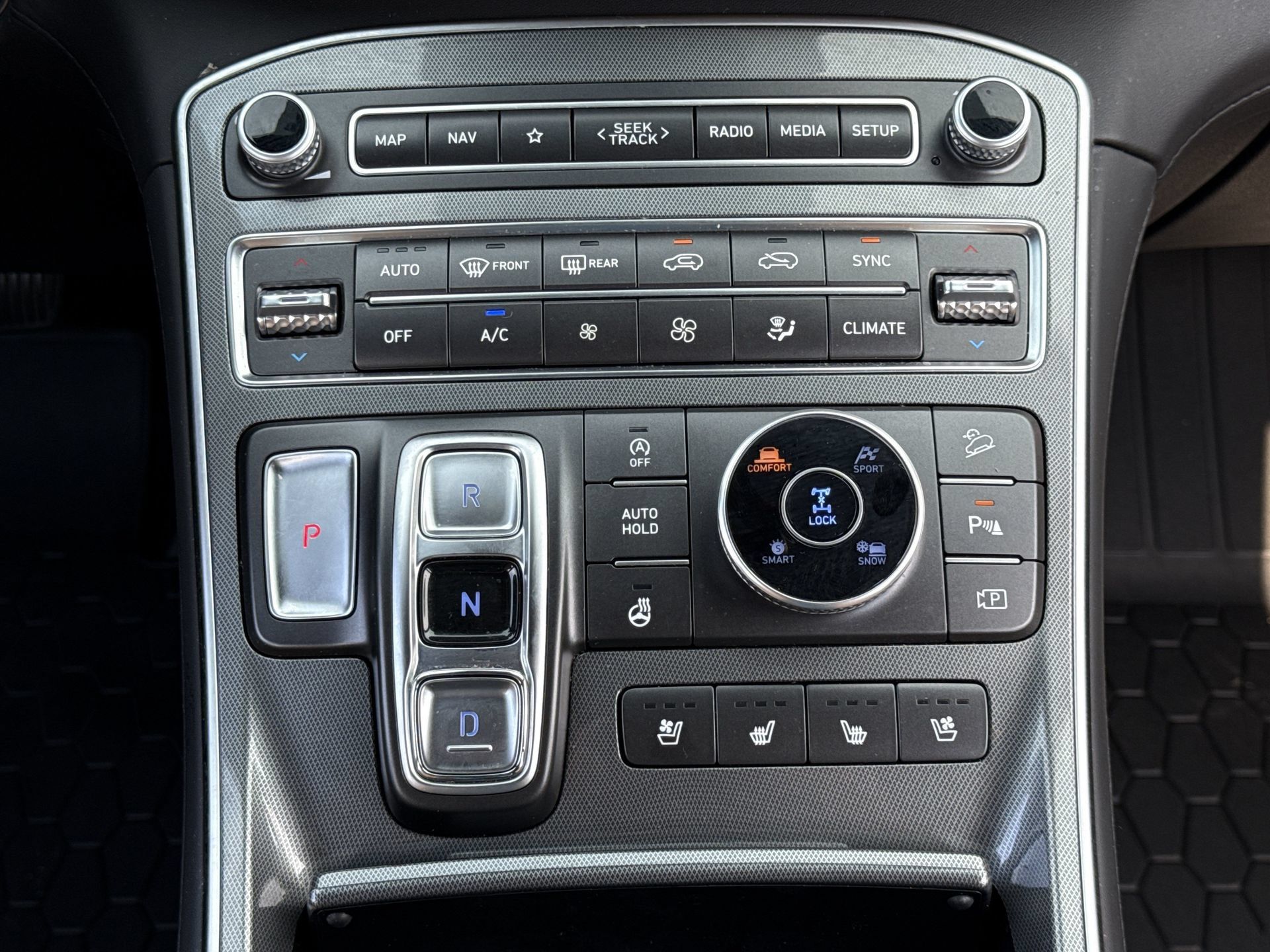 Used 2023 Hyundai Santa Fe Calligraphy AWD/4WD image 7