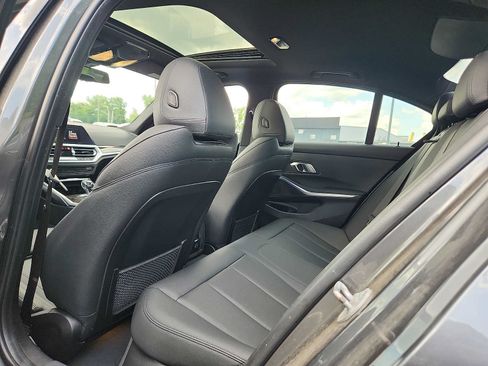 Used 2020 BMW 330i xDrive Sedan w/ M Sport Package AWD/4WD image 10