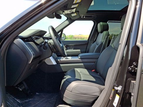 New 2026 Land Rover Range Rover SE AWD/4WD image 11