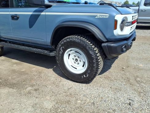 Certified 2023 Ford Bronco Heritage Edition AWD/4WD image 4