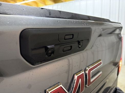 Used 2022 GMC Sierra 1500 Elevation image 10