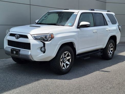 Used 2018 Toyota 4Runner TRD Off-Road Premium AWD/4WD image 1
