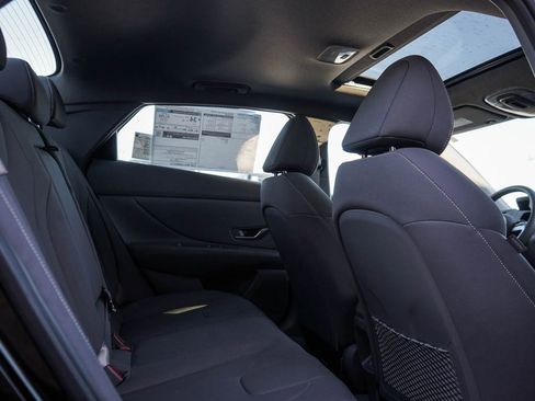 New 2026 Hyundai Elantra SEL Sport image 10
