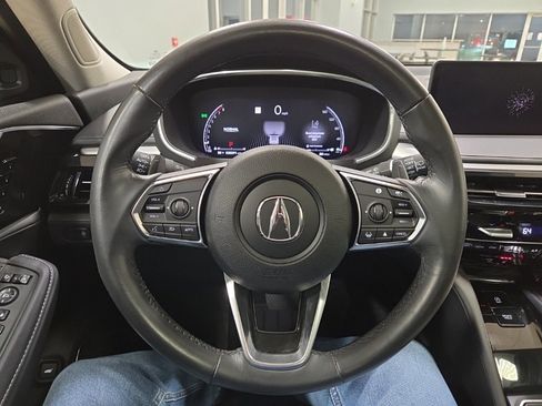 Used 2024 Acura MDX SH-AWD w/ Technology Package image 24