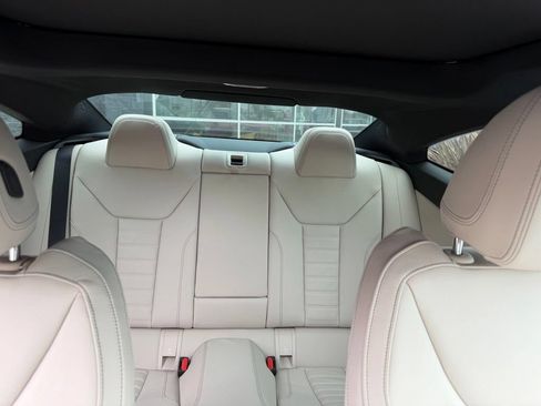 Used 2025 BMW 430i Coupe w/ Premium Package RWD image 15
