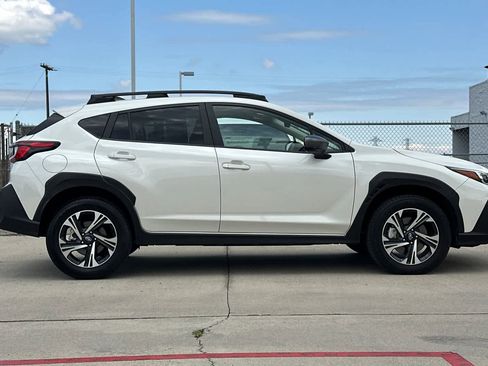 Certified 2025 Subaru Crosstrek 2.0i Premium AWD/4WD image 2