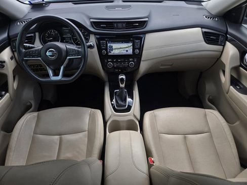 Used 2017 Nissan Rogue SL w/ SL Premium Package image 15