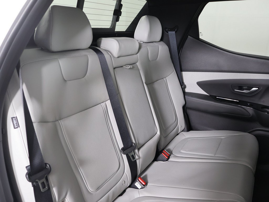 Certified 2025 Hyundai Santa Cruz SEL AWD/4WD image 30