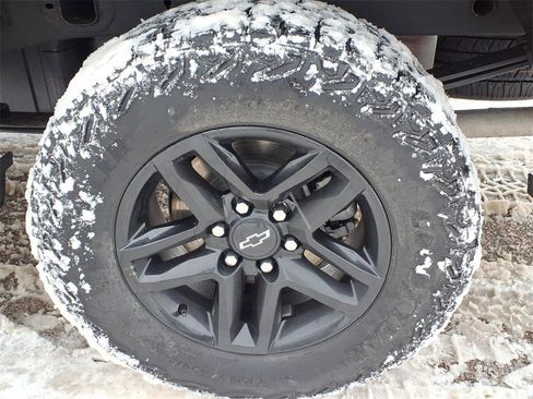 Used 2024 Chevrolet Silverado 1500 LT Trail Boss image 9