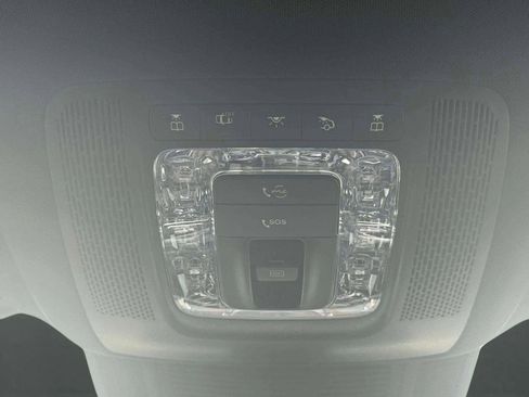 Used 2023 Mercedes-Benz GLS 450 4MATIC image 36