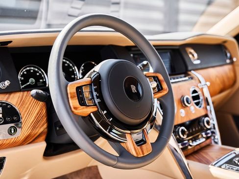 Used 2020 Rolls-Royce Cullinan AWD/4WD image 33