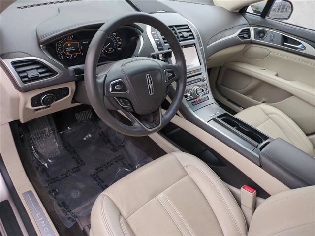 Used 2018 Lincoln MKZ Reserve FWD image 10
