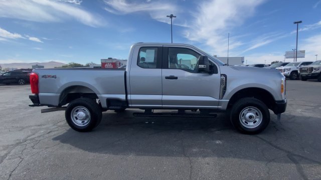 Used 2023 Ford F250 XL AWD/4WD image 9
