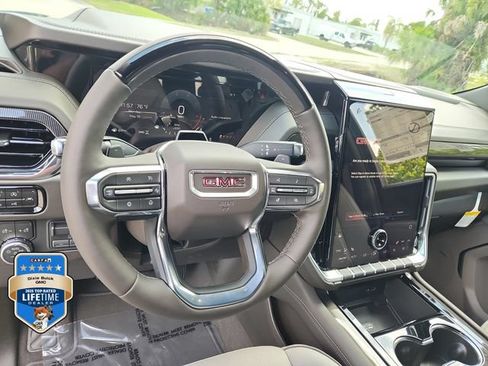 New 2026 GMC Yukon XL Elevation AWD/4WD image 18
