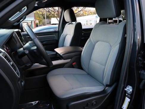 Used 2021 RAM 1500 Big Horn image 20