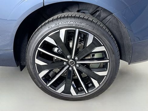 Certified 2026 Volvo XC60 B5 Ultra w/ Protection Package Premier AWD/4WD image 33