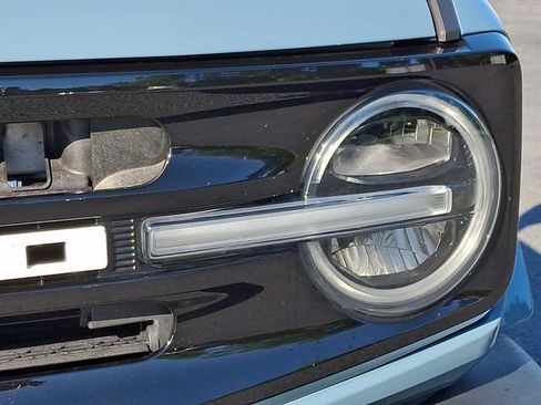 Used 2022 Ford Bronco Outer Banks AWD/4WD image 12