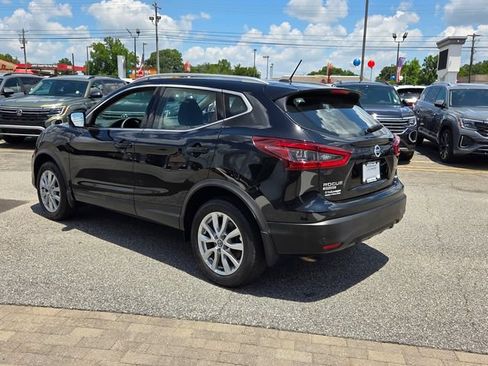 Used 2020 Nissan Rogue Sport SV AWD/4WD image 9