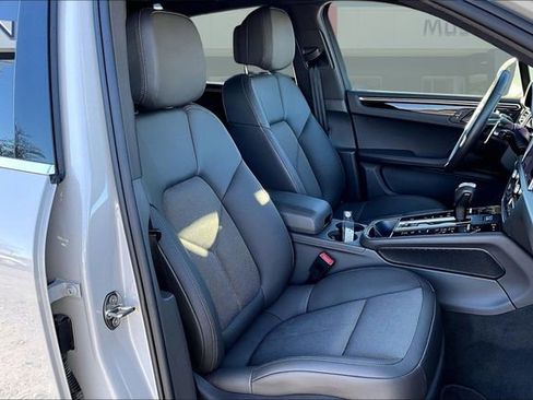 Used 2024 Porsche Macan S image 26