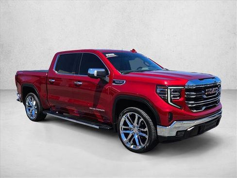 Used 2025 GMC Sierra 1500 SLT w/ SLT Premium Package AWD/4WD image 3