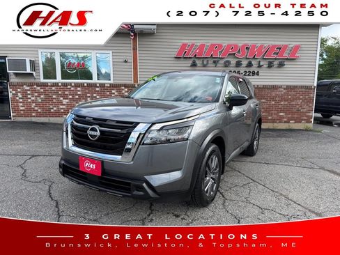 Used 2023 Nissan Pathfinder S AWD/4WD image 1
