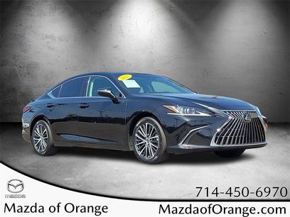 Used 2025 Lexus ES 300h w/ Premium Package