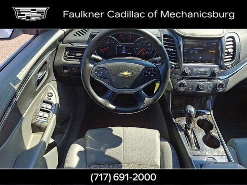 Used 2014 Chevrolet Impala LT w/ Convenience Package image 11
