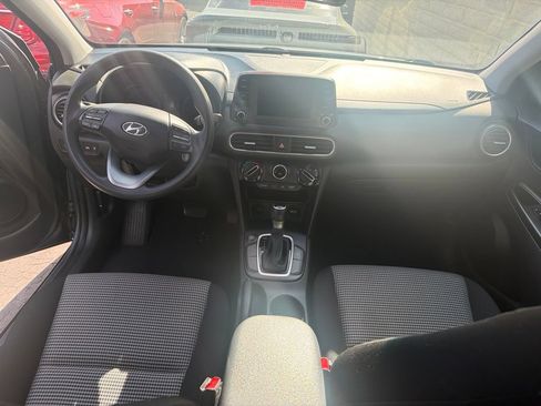 Used 2020 Hyundai Kona SE FWD image 8