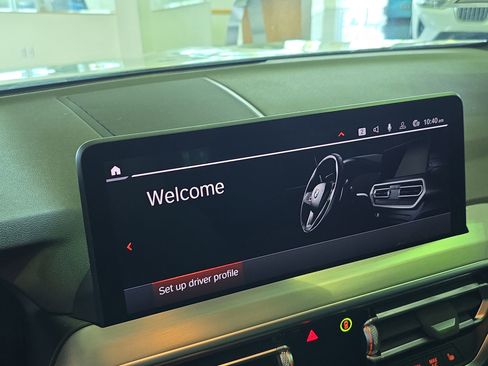 Used 2025 BMW X4 xDrive30i image 23