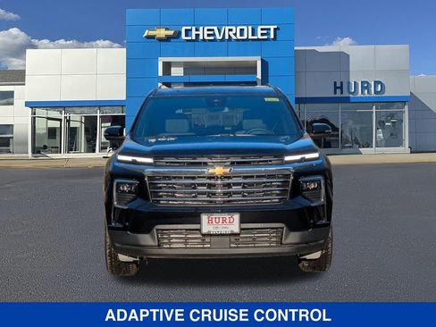 New 2025 Chevrolet Traverse LT w/ Enhanced Driving Package image 9