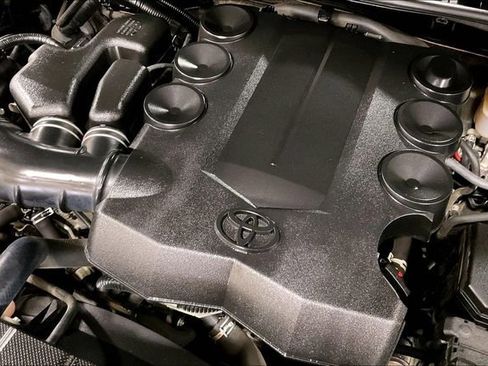 Used 2020 Toyota 4Runner TRD Off-Road Premium image 34