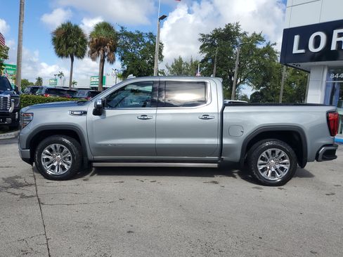 Used 2024 GMC Sierra 1500 Denali w/ Technology Package image 8