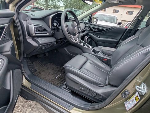 Used 2022 Subaru Outback Limited image 11